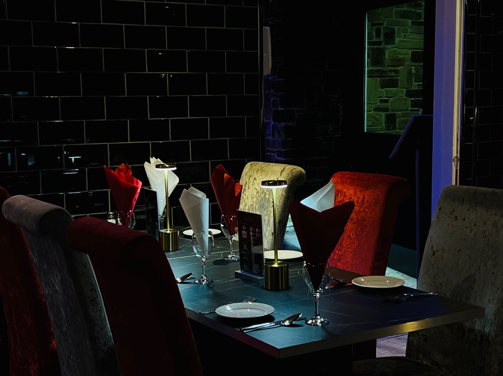 An evening table at Ameen’s